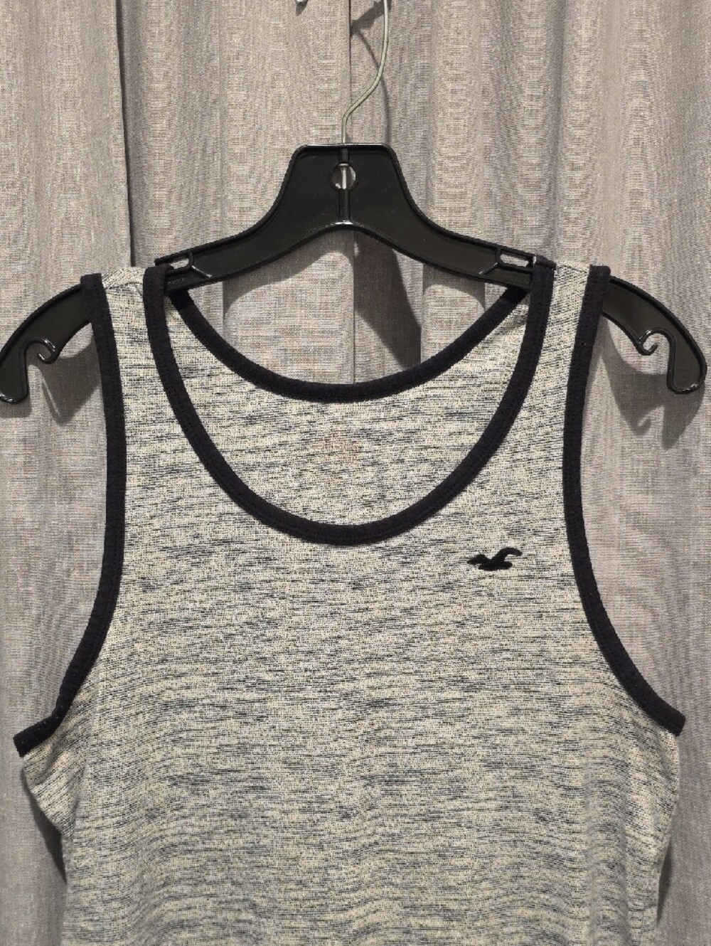 Hollister Grey Marl Heather Tank with Black Trim - Picture 2 of 13